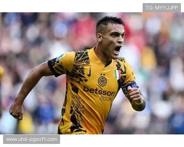 劳塔罗跪地捶草叹息,国米咫尺之差憾负利物浦 劳塔罗跪地捶草叹息,国米咫尺之差憾负利物浦